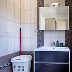 Apartamento In With Balcony, Air Conditioning, Wifi, Washing Machine *