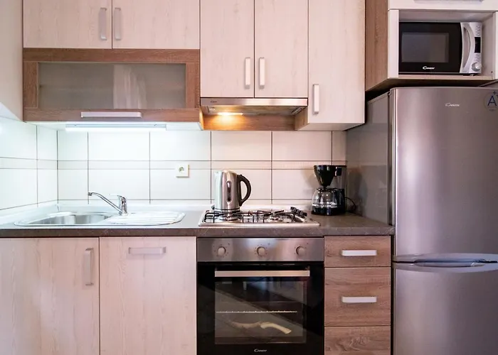 아파트 In With Balcony, Air Conditioning, Wifi, Washing Machine 로파르